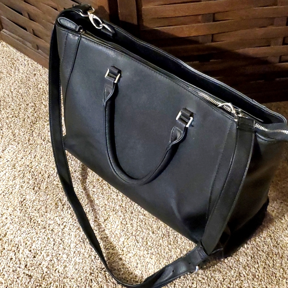 Briefcase Laptop Holder